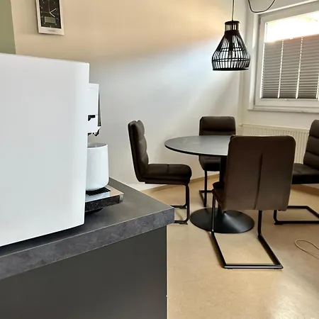 Gäste-Appartement-Kirsammer Eningen unter Achalm Exterior foto